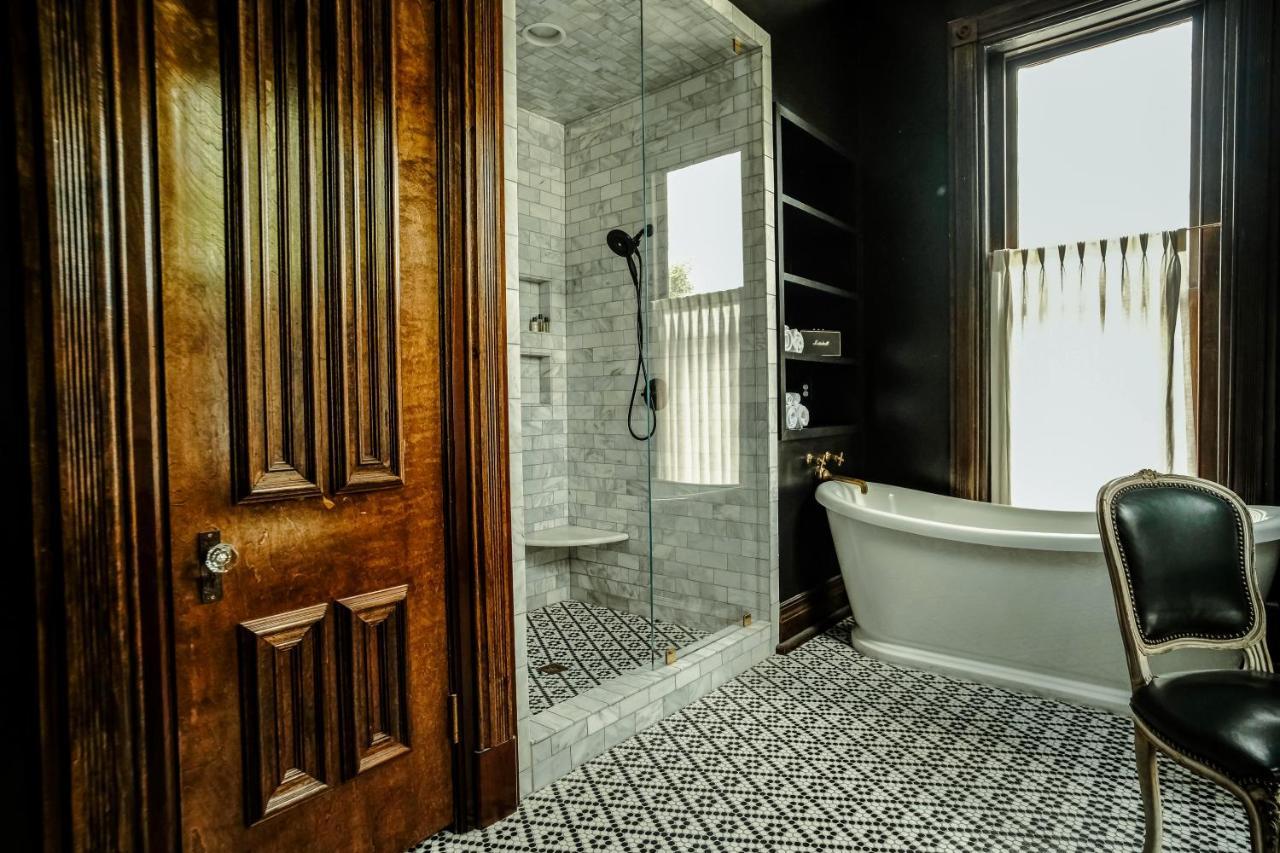 Henrie House I Luxury 4Br Downtown Historic Gem With Library & Patio Villa Nashville Ngoại thất bức ảnh